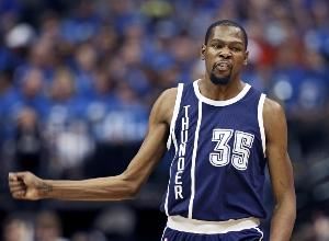 杜兰特:在雷霆时我需像库里那样挤掩护/像科比单打/像LBJ打控卫