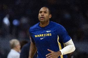  科尔谈霍福德近期状态不佳：他一直没找到节奏 但我并不担心