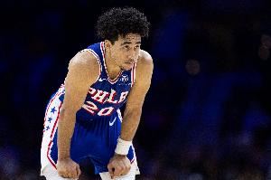  从发展联盟召回！麦凯恩：今天没有垃圾时间 我只想上场比赛